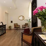 Residenza Cavour 住宿加早餐酒店 3*