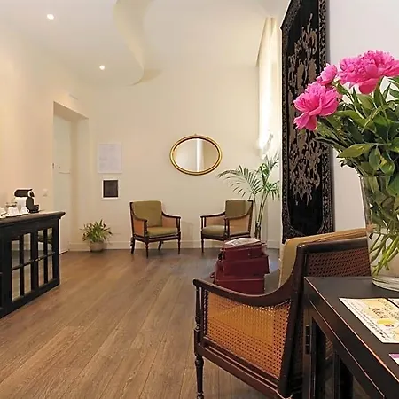 Residenza Cavour فندق مبيت وإفطار 3*