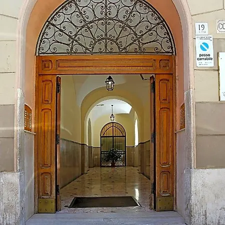 Residenza Cavour فندق مبيت وإفطار روما