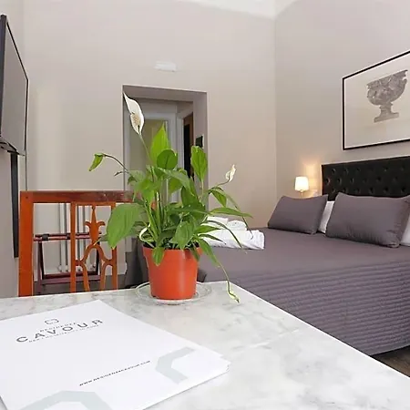 Bed and Breakfast Residenza Cavour 3*