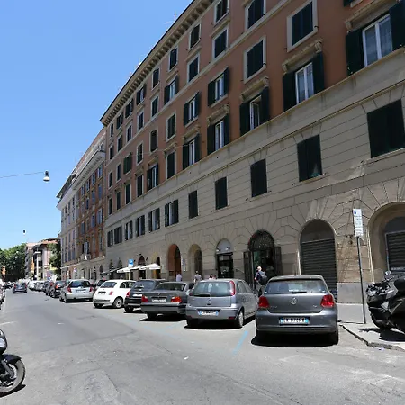 فندق مبيت وإفطار Residenza Cavour 3*