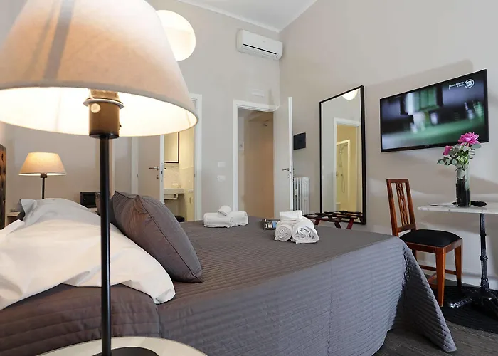 Bed & Breakfast Residenza Cavour 3*