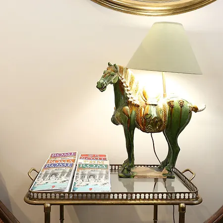 Residenza Cavour 3* ローマ